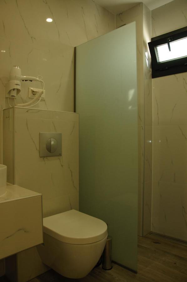 Hotel Medusa Ormos Prinou  Bagian luar foto
